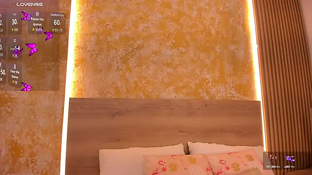 Snapshot of Alana_2916_ chatting on September 2025 03:54:01 AM Alana 2916 online show from September 2025 03:54:01 AM