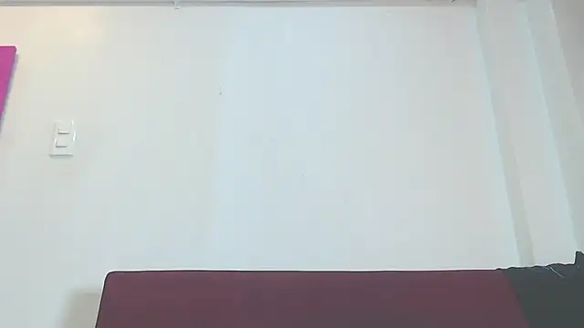Snapshot of Amber_Moore chatting on May 2026 05:42:02 PM Amber Moore online show from May 2026 05:42:02 PM