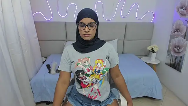 Snapshot of nashiira_ chatting on January 2025 07:18:01 PM nashiira online show from January 2025 07:18:01 PM