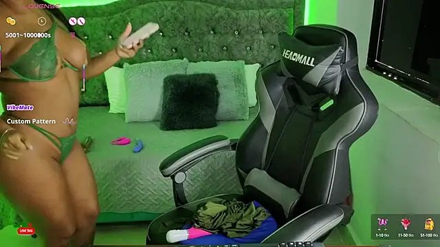 Snapshot of nashiira_ chatting on September 2025 08:42:01 PM nashiira online show from September 2025 08:42:01 PM