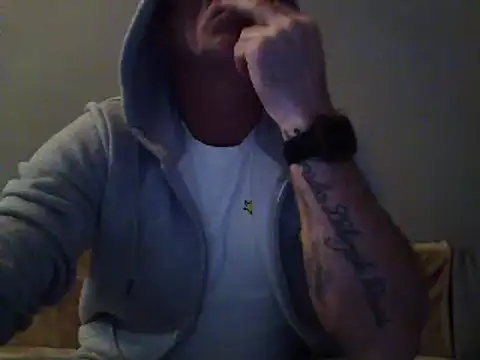 Snapshot of michu81 chatting on January 2025 11:25:01 PM michu81 online show from January 2025 11:25:01 PM