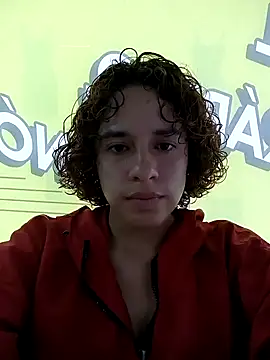 Snapshot of EmmaMelissa0521 chatting on December 2024 09:29:02 PM EmmaMelissa0521 online show from December 2024 09:29:02 PM