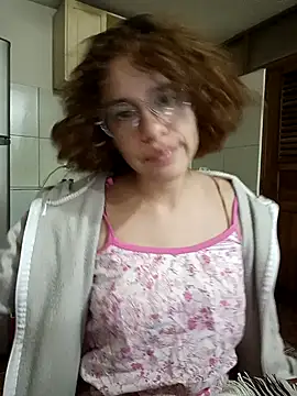 Snapshot of EmmaMelissa0521 chatting on December 2024 10:39:01 PM EmmaMelissa0521 online show from December 2024 10:39:01 PM