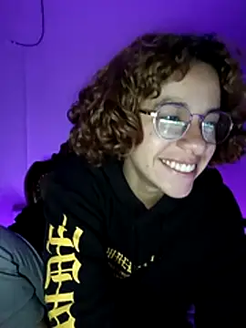 Snapshot of EmmaMelissa0521 chatting on January 2025 05:27:01 AM EmmaMelissa0521 online show from January 2025 05:27:01 AM