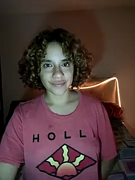 Snapshot of EmmaMelissa0521 chatting on February 2025 02:08:02 AM EmmaMelissa0521 online show from February 2025 02:08:02 AM