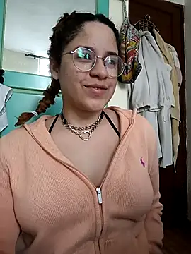 Snapshot of EmmaMelissa0521 chatting on September 2025 07:26:01 PM EmmaMelissa0521 online show from September 2025 07:26:01 PM