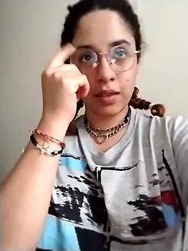 Snapshot of EmmaMelissa0521 chatting on November 2025 10:23:02 PM EmmaMelissa0521 online show from November 2025 10:23:02 PM