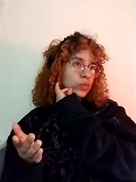 Snapshot of EmmaMelissa0521 chatting on November 2025 02:44:01 AM EmmaMelissa0521 online show from November 2025 02:44:01 AM