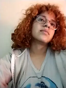 Snapshot of EmmaMelissa0521 chatting on November 2025 02:11:02 AM EmmaMelissa0521 online show from November 2025 02:11:02 AM