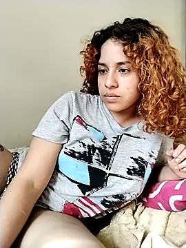 Snapshot of EmmaMelissa0521 chatting on December 2025 07:53:02 PM EmmaMelissa0521 online show from December 2025 07:53:02 PM