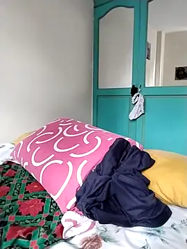 Snapshot of EmmaMelissa0521 chatting on December 2025 08:02:01 PM EmmaMelissa0521 online show from December 2025 08:02:01 PM