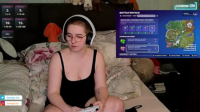 Snapshot of GamerGirl_Eve chatting on March 2025 07:10:01 PM GamerGirl Eve online show from March 2025 07:10:01 PM