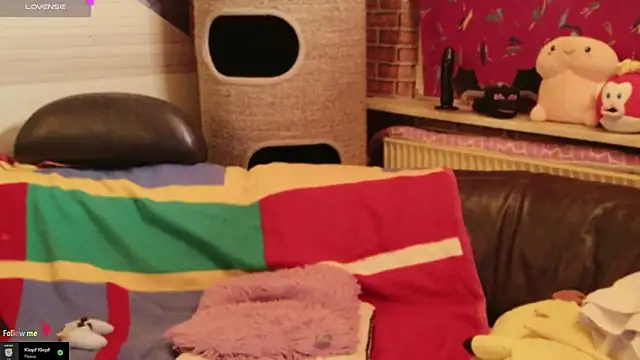 Snapshot of GamerGirl_Eve chatting on February 2026 05:28:01 PM GamerGirl Eve online show from February 2026 05:28:01 PM