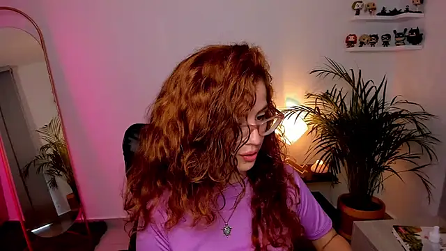 Snapshot of Cassandra_Caiin chatting on February 2025 09:45:02 PM Cassandra Caiin online show from February 2025 09:45:02 PM