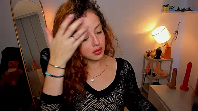 Snapshot of Cassandra_Caiin chatting on September 2025 01:43:02 PM Cassandra Caiin online show from September 2025 01:43:02 PM