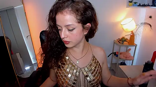 Snapshot of Cassandra_Caiin chatting on October 2025 06:24:01 PM Cassandra Caiin online show from October 2025 06:24:01 PM