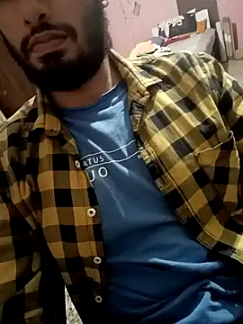 SimplyKarthik09 online show from December 2024 08:26:02 PM