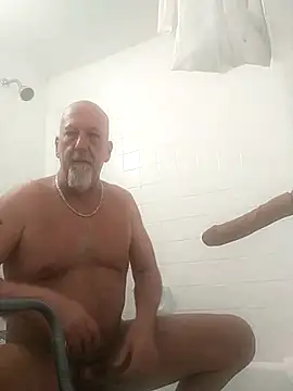 Yankeedave420 online show from May 2026 10:32:02 AM