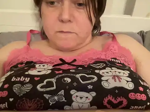 ParisNova online show from December 2024 01:39:02 AM