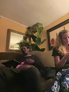 Makeyoucumallover online show from March 2026 04:16:01 AM