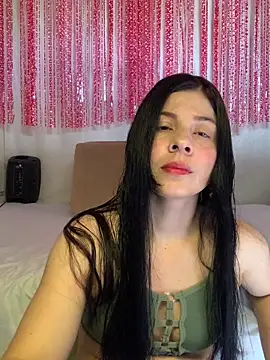 Estefani 32 online show from March 2026 07:17:01 PM