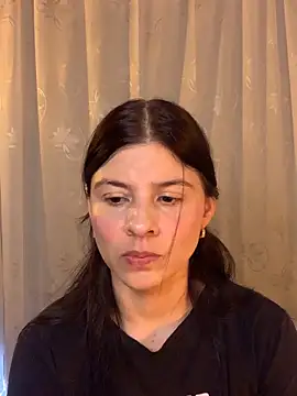 Estefani 32 online show from May 2026 02:45:01 PM