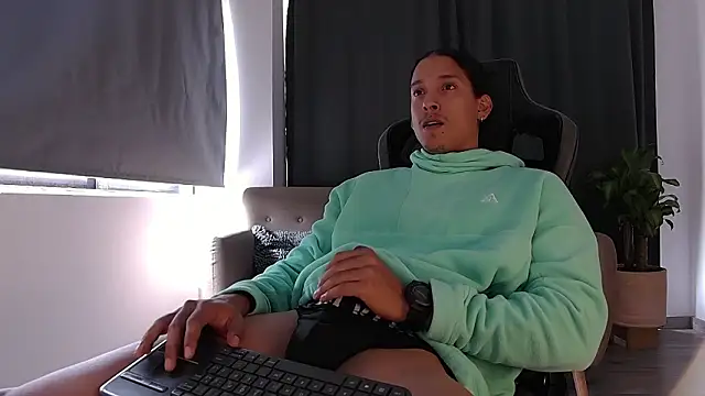 Liam V online show from February 2026 03:20:01 PM