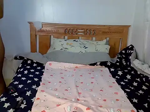 Snapshot of purplescarlet chatting on January 2026 10:24:02 PM purplescarlet online show from January 2026 10:24:02 PM