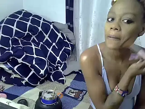 Snapshot of purplescarlet chatting on March 2026 07:35:01 PM purplescarlet online show from March 2026 07:35:01 PM