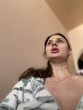 Flossy Vettie online show from May 2026 03:40:02 PM