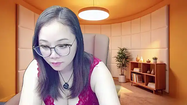 Giuliam online show from May 2026 01:29:01 PM