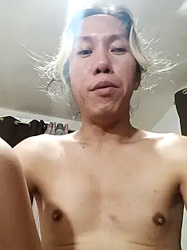 Snapshot of cute_boytoy0221 chatting on January 2025 08:18:02 AM cute boytoy0221 online show from January 2025 08:18:02 AM