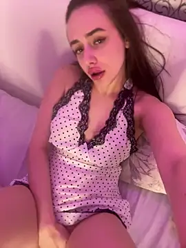 Snapshot of Lisaaan chatting on October 2025 02:15:02 PM Lisaaan online show from October 2025 02:15:02 PM