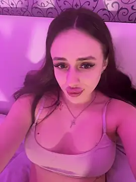 Snapshot of Lisaaan chatting on November 2025 02:27:02 PM Lisaaan online show from November 2025 02:27:02 PM