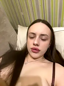 Snapshot of Lisaaan chatting on January 2026 12:51:02 PM Lisaaan online show from January 2026 12:51:02 PM