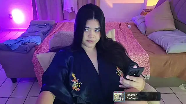 feluriana online show from May 2026 10:50:03 PM