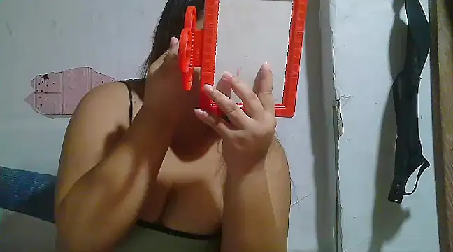 Creamsweetpussy28 online show from January 2025 09:48:02 PM