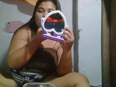 Creamsweetpussy28 online show from February 2025 09:37:01 PM