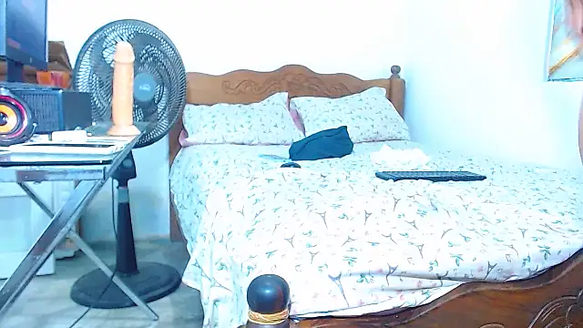 Snapshot of cositarrica_xxx chatting on January 2026 03:38:01 PM cositarrica xxx online show from January 2026 03:38:01 PM