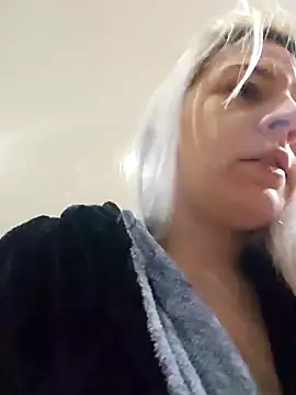 ScarletCallings420 online show from December 2024 04:58:01 PM