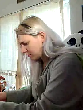 ScarletCallings420 online show from January 2025 11:07:01 PM