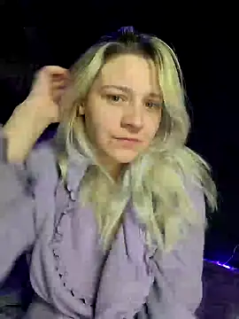 ScarletCallings420 online show from February 2025 04:14:02 PM