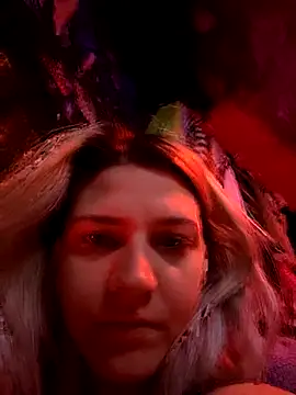 ScarletCallings420 online show from February 2025 02:18:01 PM