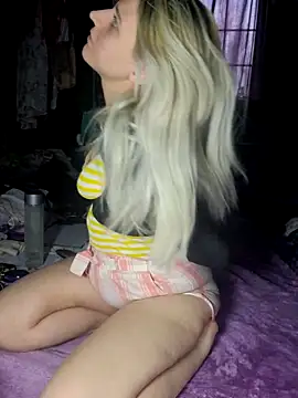 ScarletCallings420 online show from February 2025 06:34:02 PM