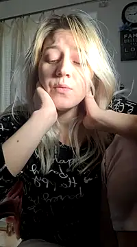 ScarletCallings420 online show from February 2025 06:09:02 PM