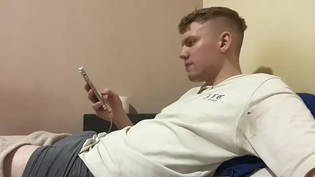 sexybooii6968 online show from December 2025 05:41:01 PM