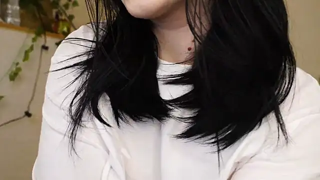 ScarletBlaze online show from March 2025 12:26:02 AM