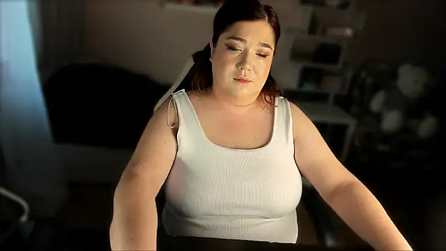 Snapshot of Vi-Vixen chatting on November 2025 11:16:02 AM Vi-Vixen online show from November 2025 11:16:02 AM