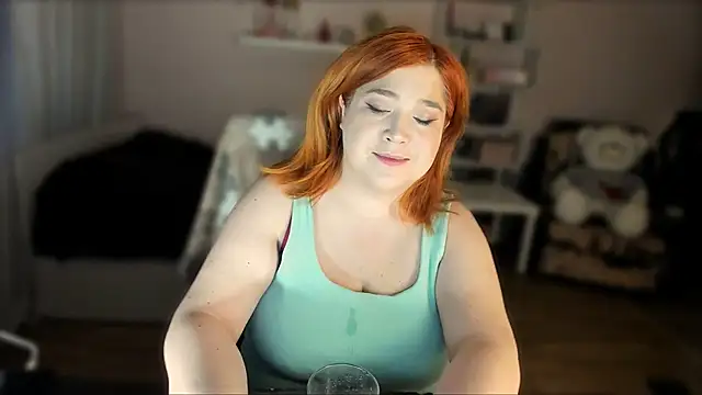 Snapshot of Vi-Vixen chatting on January 2026 01:47:02 PM Vi-Vixen online show from January 2026 01:47:02 PM