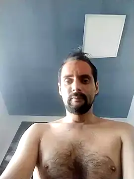 Brhama44 online show from June 2026 11:13:01 PM